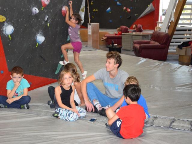 Stages d'escalade pour les 6/12 ans pendant l'été!!